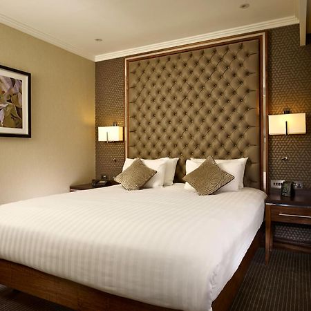 Doubletree By Hilton Woking Hotel Luaran gambar