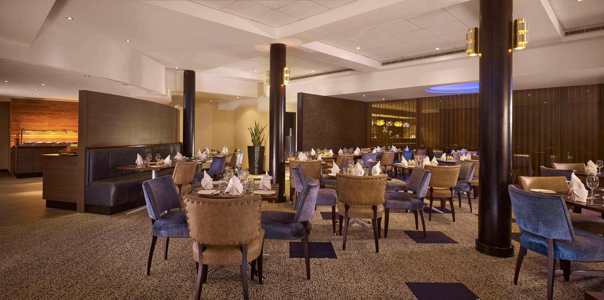Doubletree By Hilton Woking Hotel Luaran gambar
