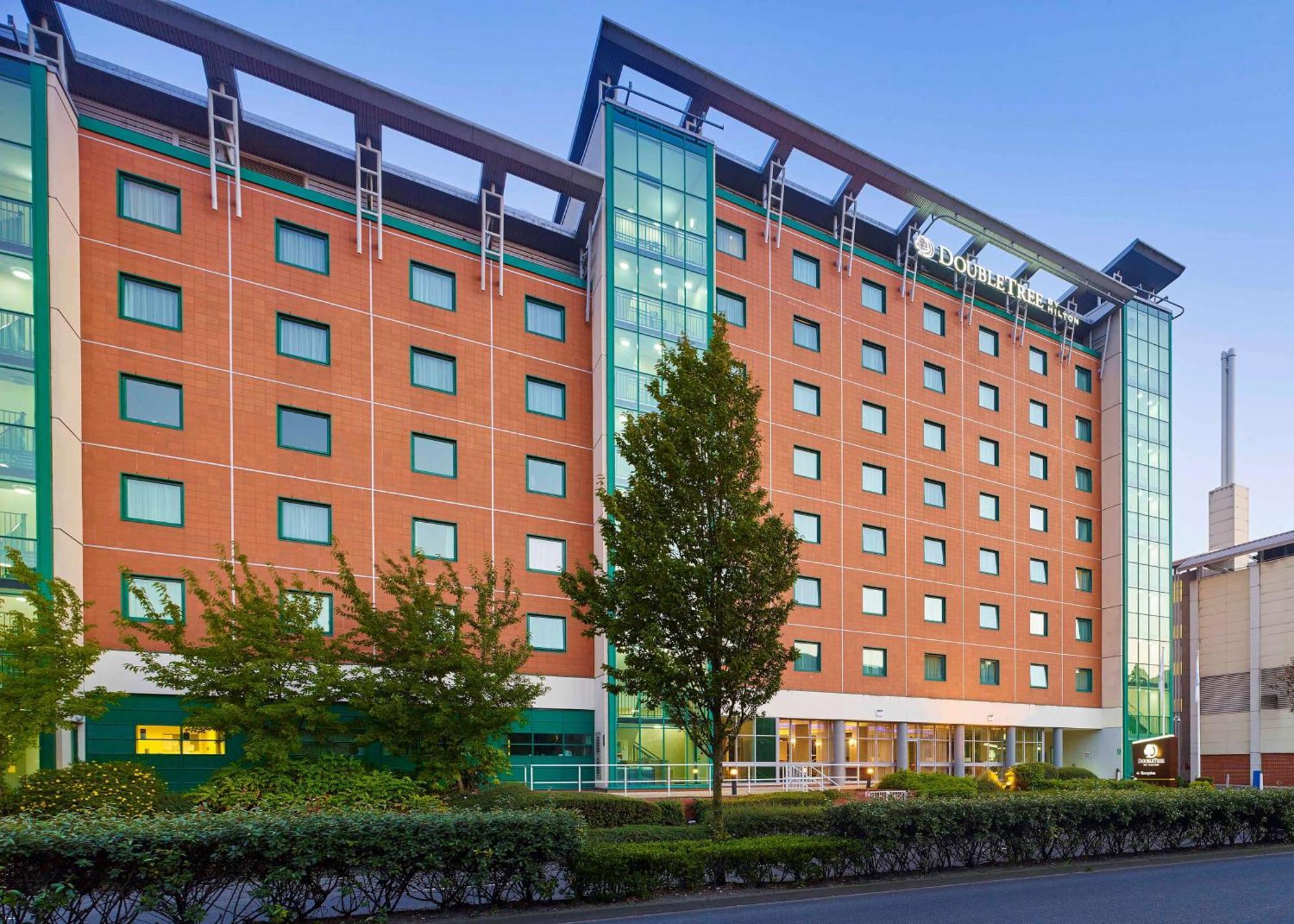 Doubletree By Hilton Woking Hotel Luaran gambar